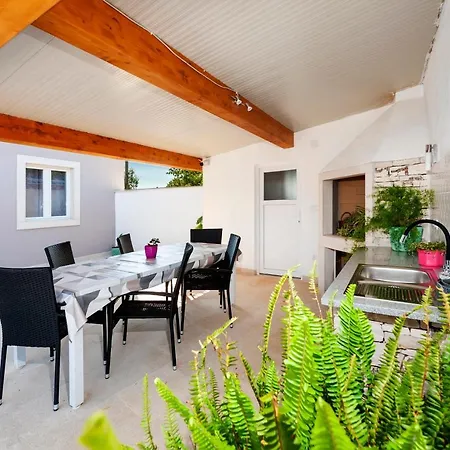 Villa Kuca Za Odmor Nina *